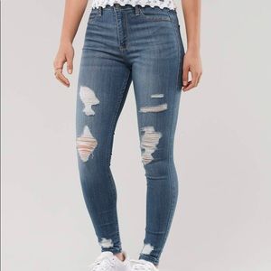 Hollister jeans